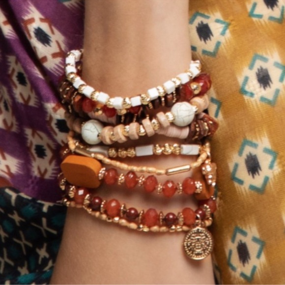 (44)đˇNew Beautiful Multi Layered Natural Stone Braceletđˇ - Picture 2 of 3